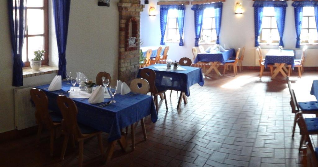 Szél Fiai Fogadó Nyúl Esterno foto